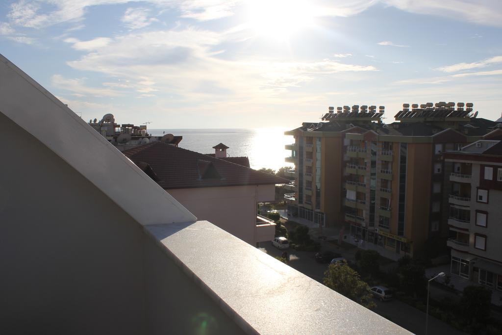 Dolphin Family Hotel Hotel apartamentowy